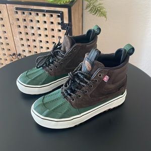 Vans green and brown new outdoor shoes SK8-Hi Del Pato MTE-2 womens 7 1/2 *RARE